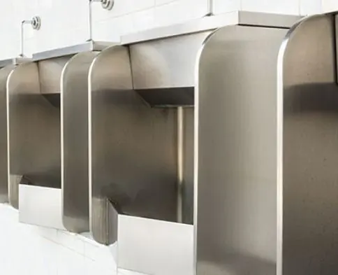 Aço inox para clínicas, laboratórios, hospitais e ambientes técnicos com a D6 Metais