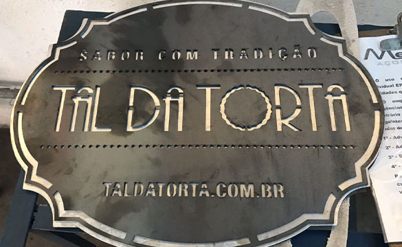 Logotipo aço inox para loja